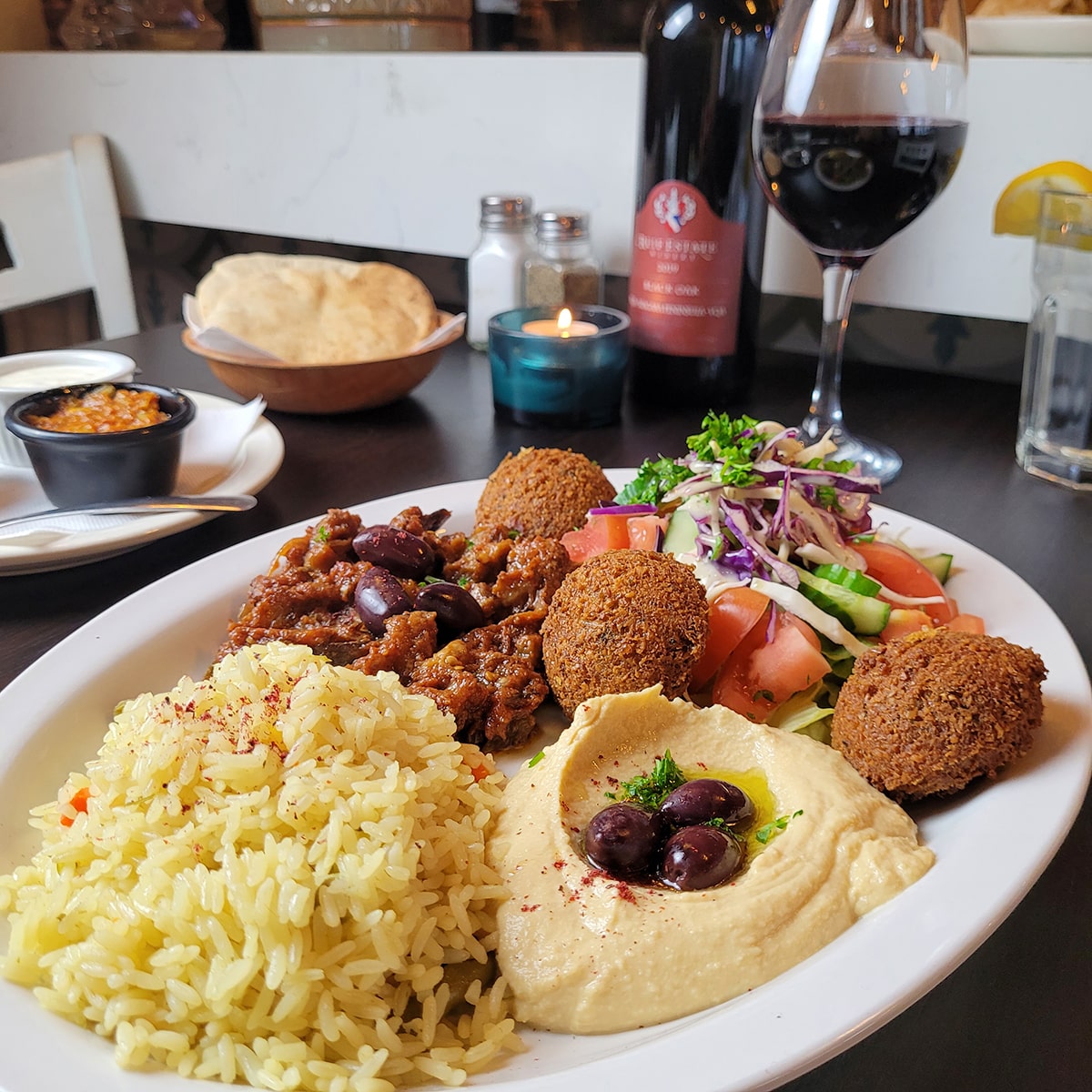 falafel pita meal